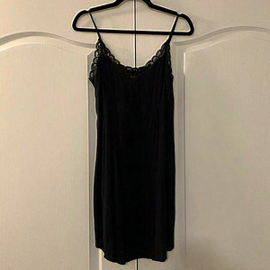 VGUC‎ Wilfred dress